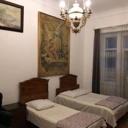 Gutsa Artists Mini-Hotel Tbilisi Eksteriør billede