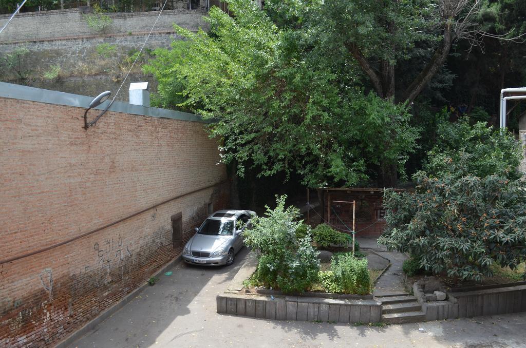 Gutsa Artists Mini-Hotel Tbilisi Eksteriør billede