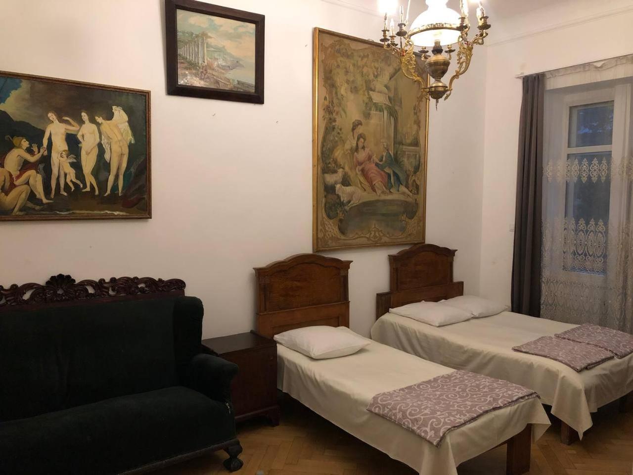 Gutsa Artists Mini-Hotel Tbilisi Eksteriør billede