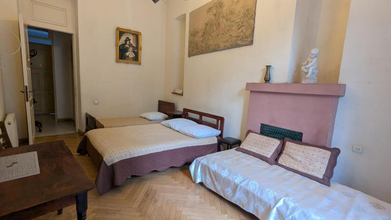 Gutsa Artists Mini-Hotel Tbilisi Eksteriør billede