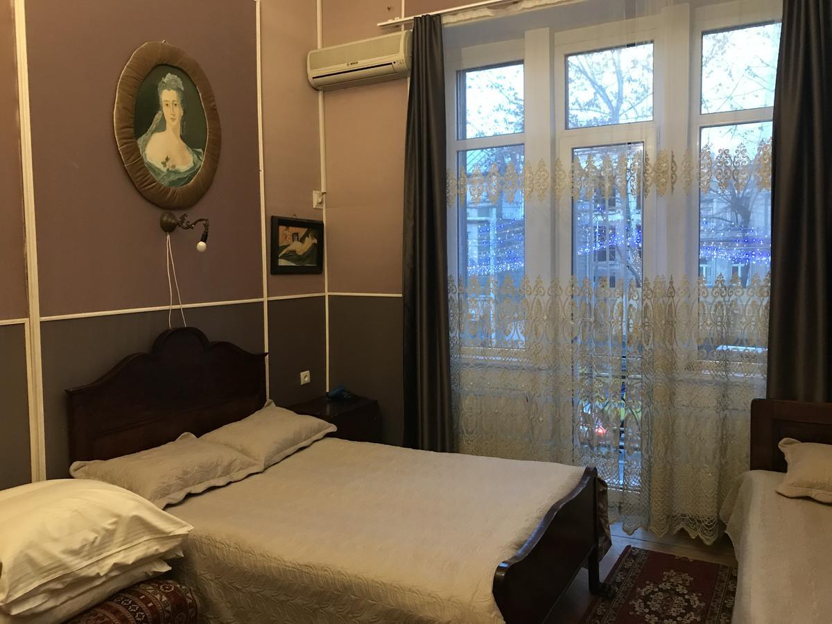 Gutsa Artists Mini-Hotel Tbilisi Eksteriør billede