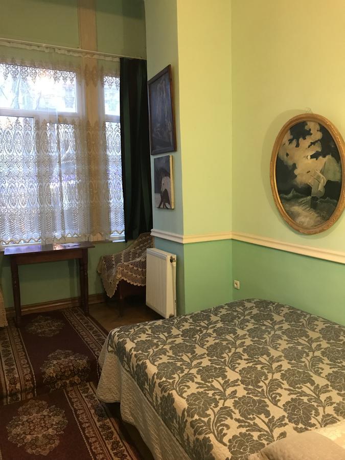 Gutsa Artists Mini-Hotel Tbilisi Eksteriør billede