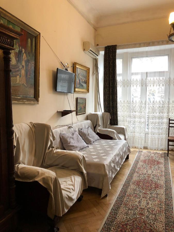 Gutsa Artists Mini-Hotel Tbilisi Eksteriør billede