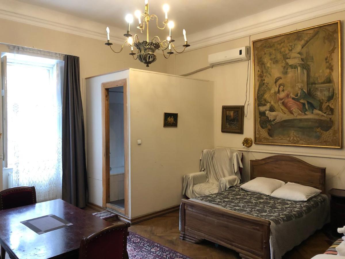Gutsa Artists Mini-Hotel Tbilisi Eksteriør billede