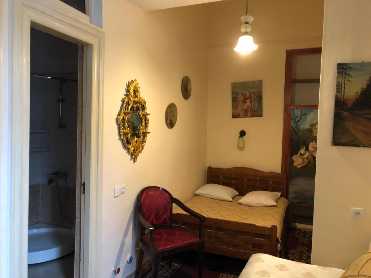 Gutsa Artists Mini-Hotel Tbilisi Eksteriør billede
