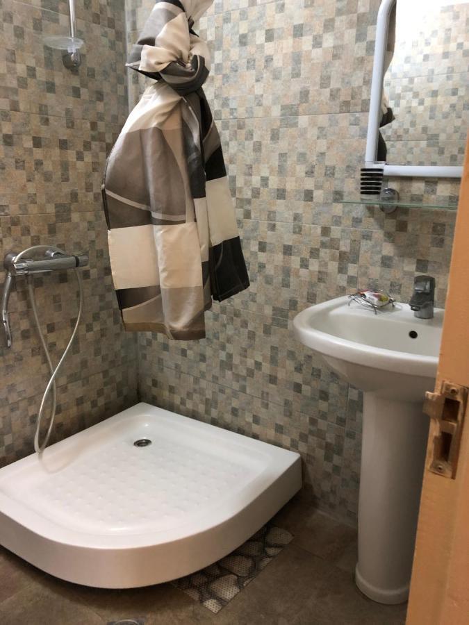Gutsa Artists Mini-Hotel Tbilisi Eksteriør billede