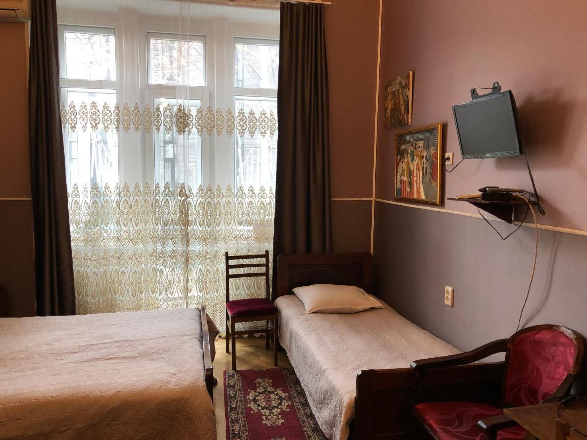Gutsa Artists Mini-Hotel Tbilisi Eksteriør billede