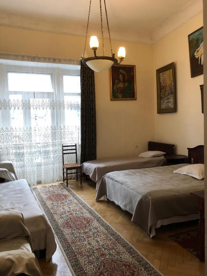 Gutsa Artists Mini-Hotel Tbilisi Eksteriør billede