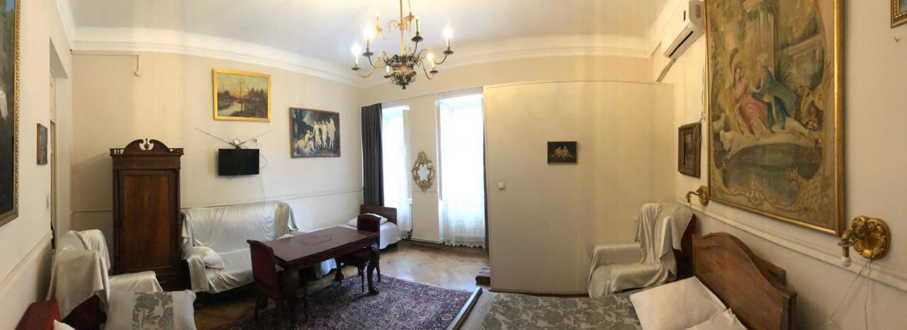 Gutsa Artists Mini-Hotel Tbilisi Eksteriør billede